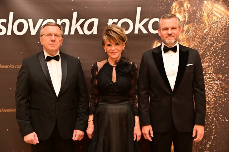 Slovenka-roka-2025-prichody-AH-582