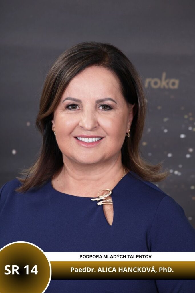 SR 14 - PaedDr. ALICA HANCKOVÁ, PhD., riaditeľka a pedagogička spevu a hry na klavíri v Základnej umeleckej škole Sliač